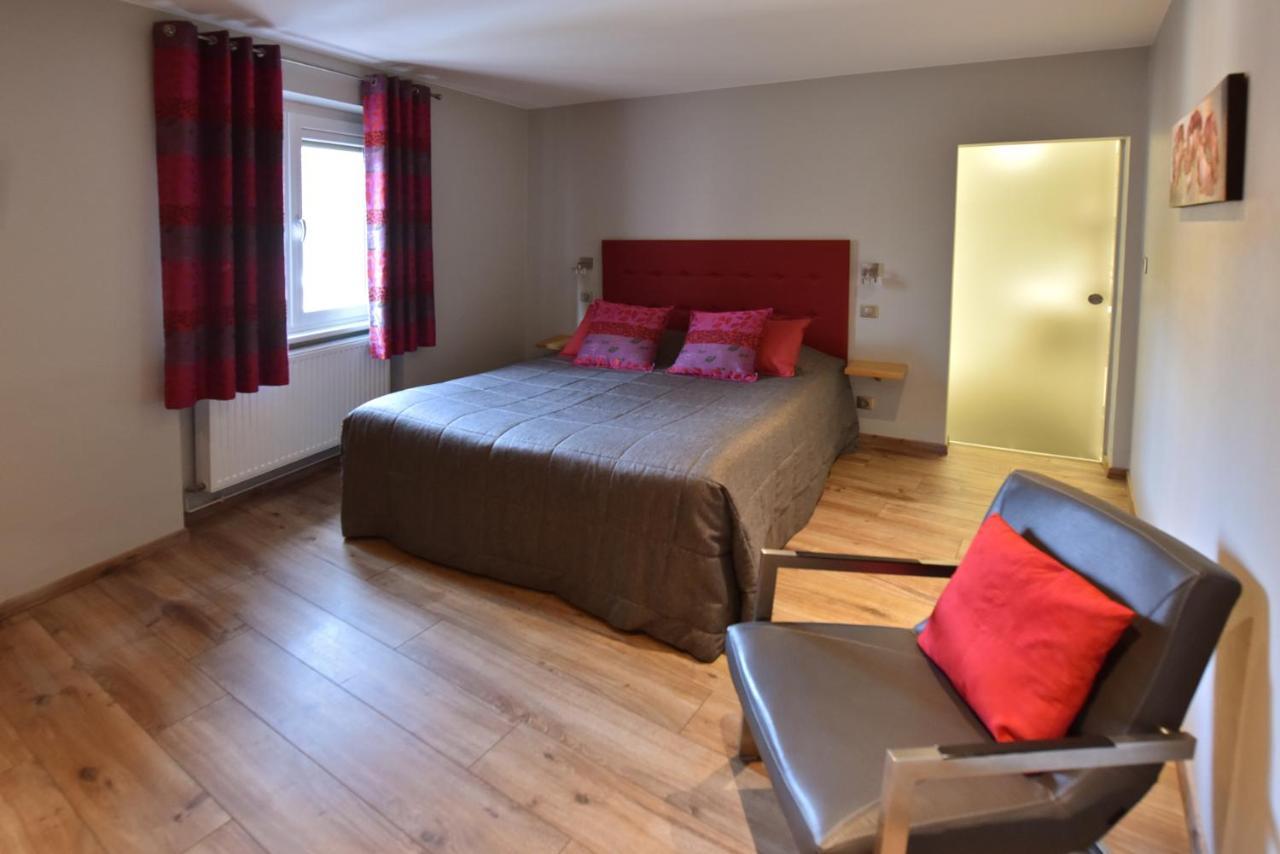 Hotel De L'Ange Niedermorschwihr Екстер'єр фото